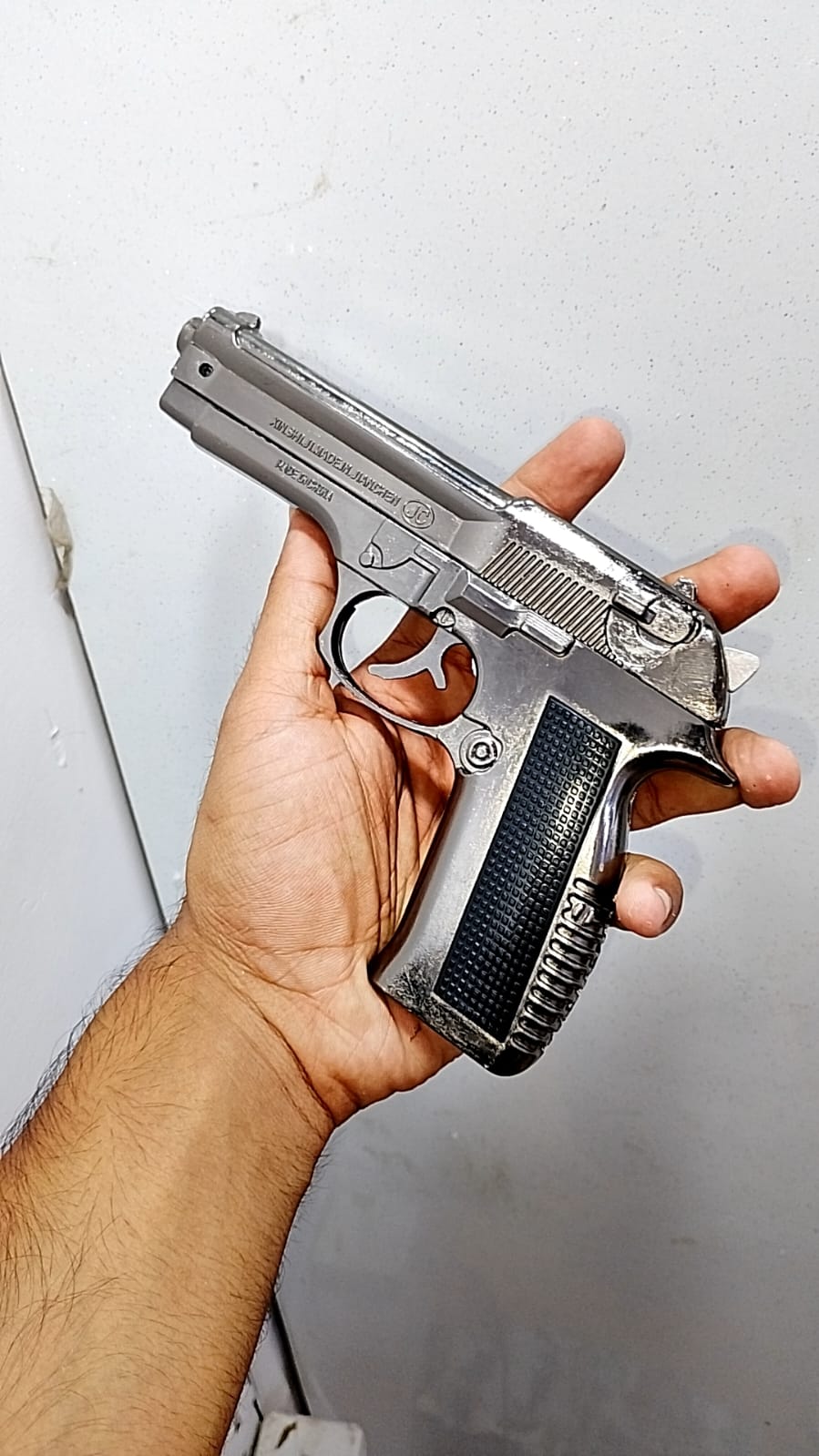 Metal Gun Lighter High Red Flame